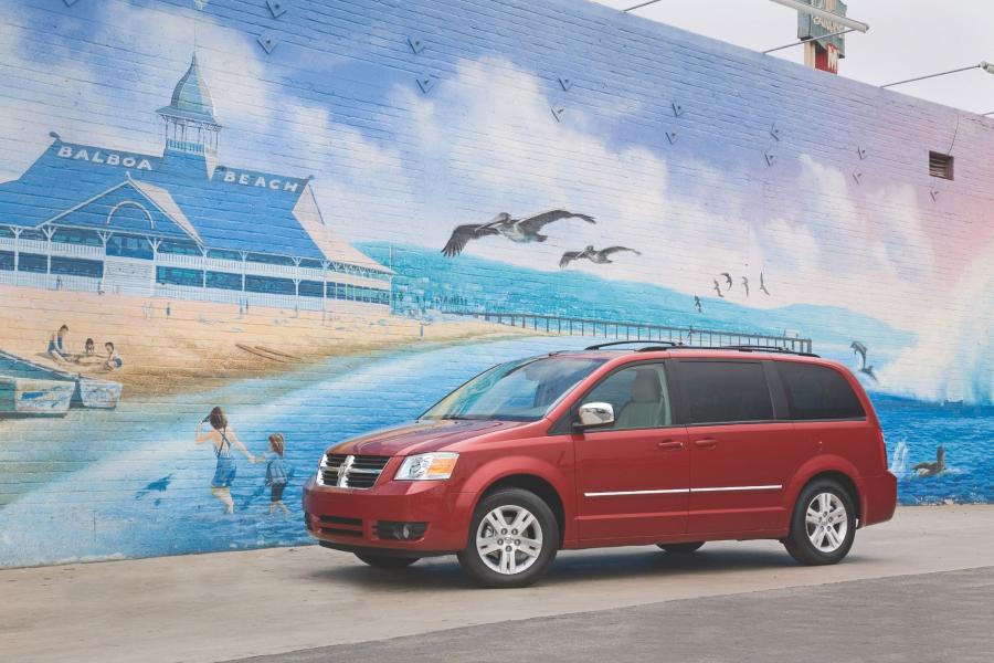  Dodge Grand Caravan 2008 года  (фото 32 из 44)